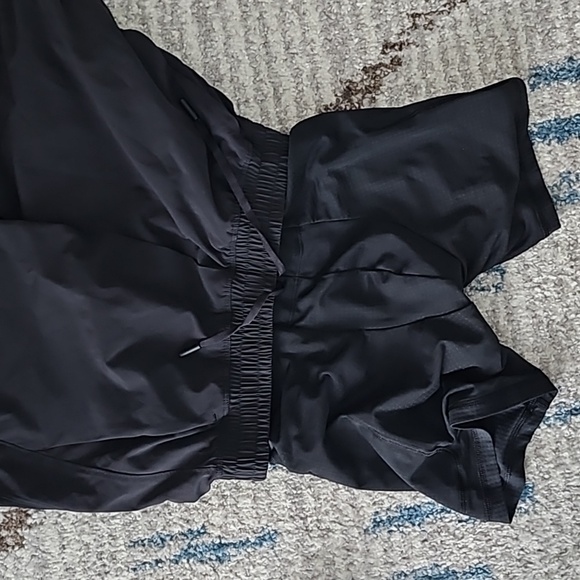 Lululemon Pace Breaker Shorts Small Size Black - Picture 3 of 3